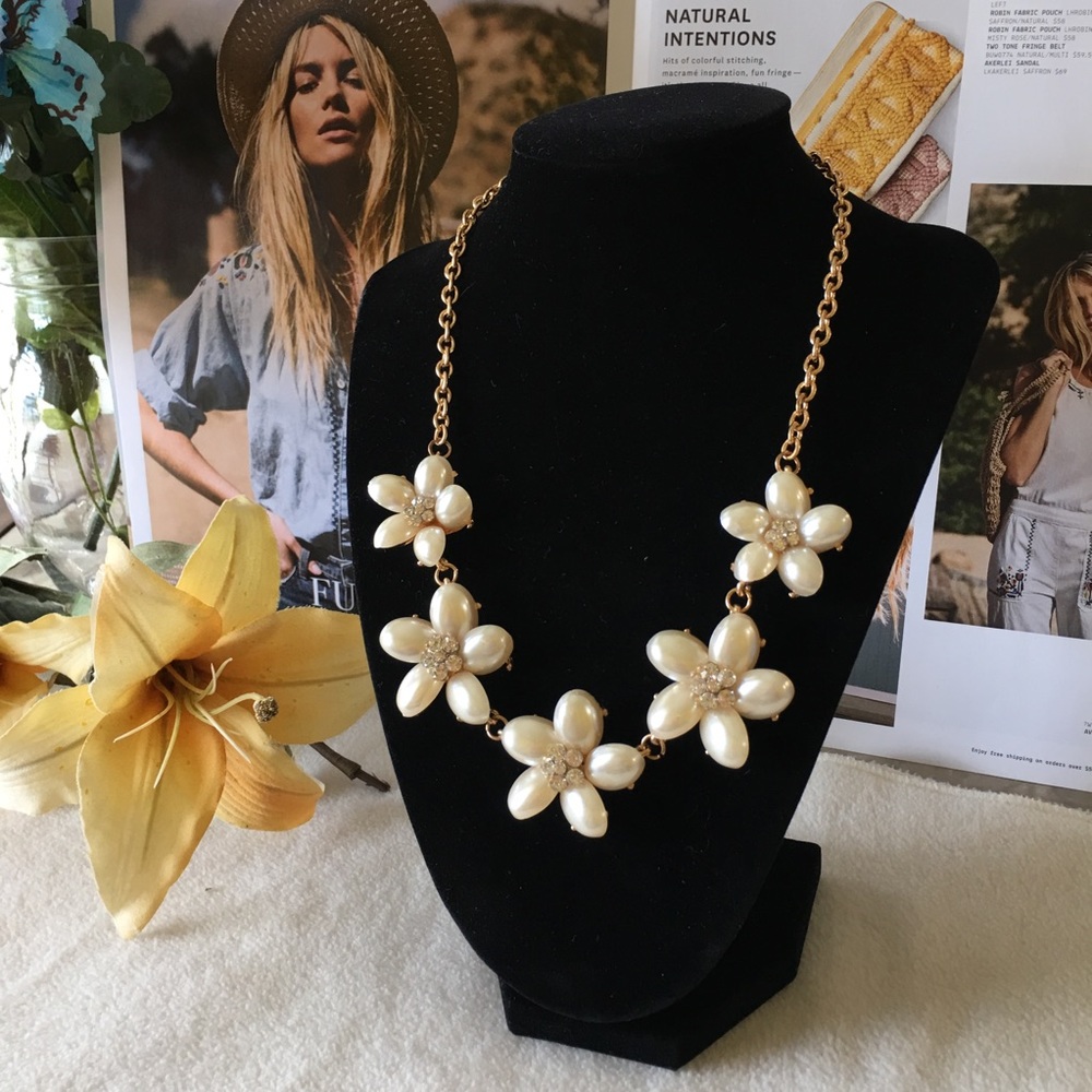 🌸 Flower shape Necklace🌸